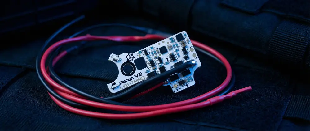 Perun V2 Lightning MOSFET – elektroniczny moduł spustu do replik AEG gearbox V2